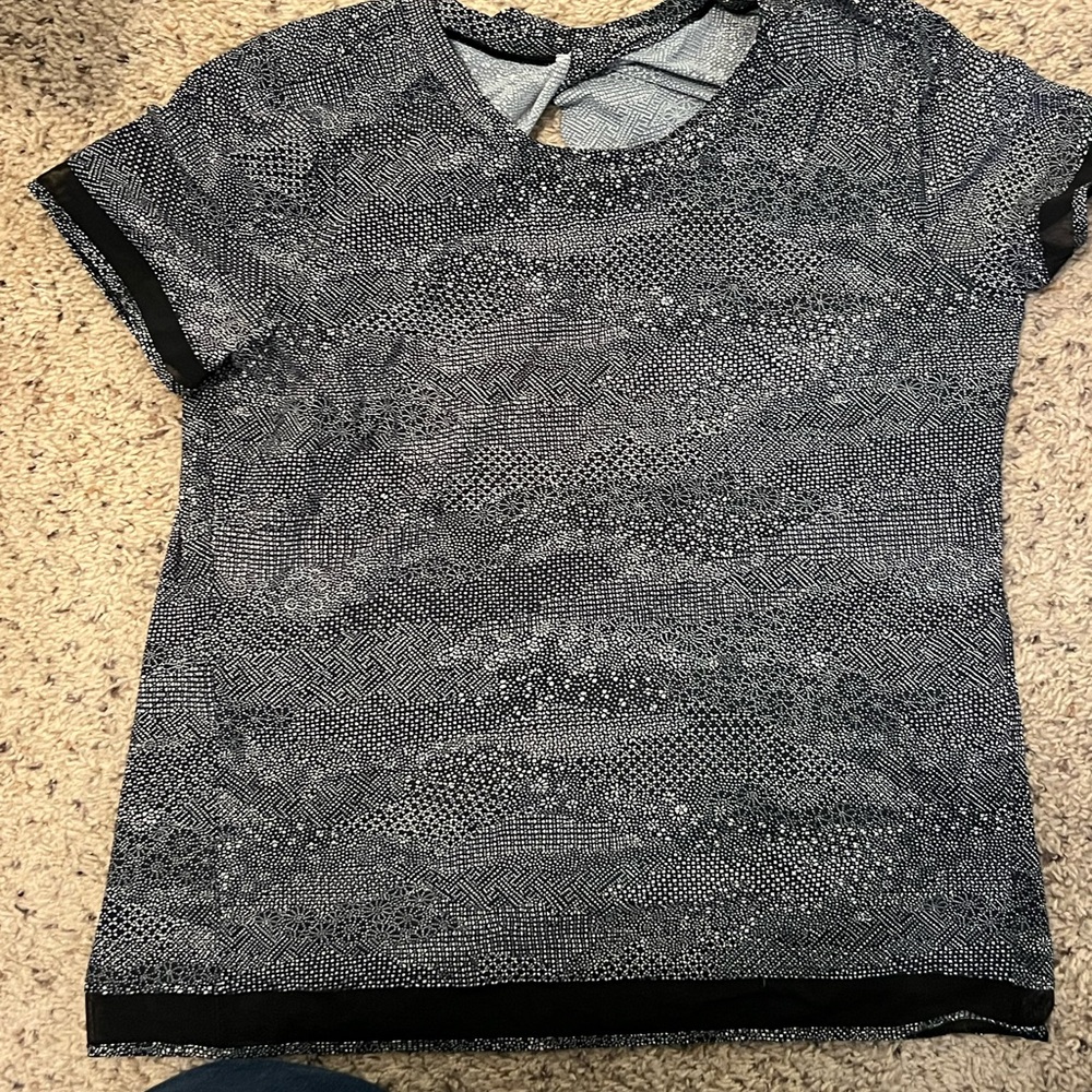 Lululemon open back tshirt. Size medium.